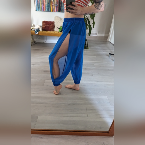 Genie pants with side slit - Picture 1 of 5